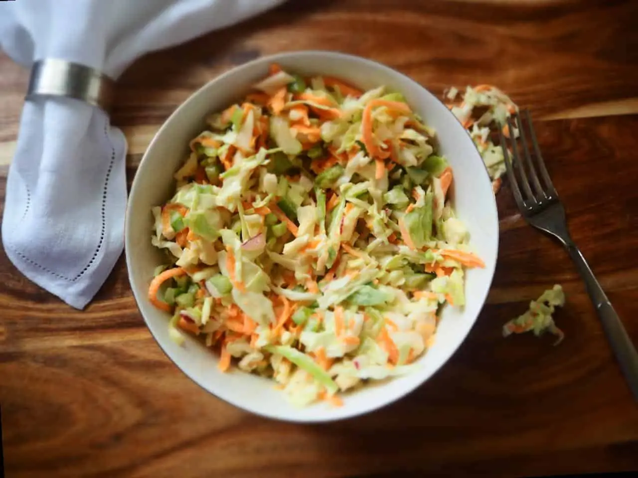 Ensalada de col con suero de leche