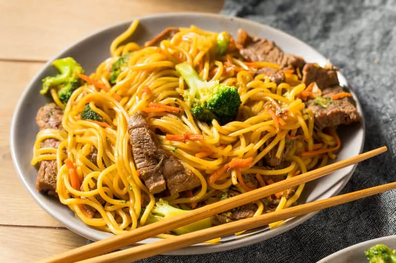 fideos lo mein